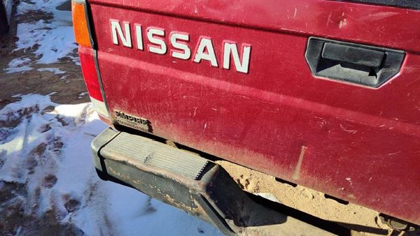 1986-1997 Nissan Hardbody Tail Gate Assembly Oem Red 9340092G30 — photo 6