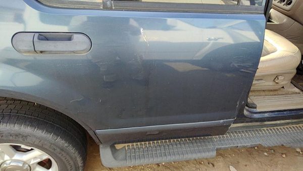 2005 Ford Explorer Rear Door RH Blue Ld — photo 2