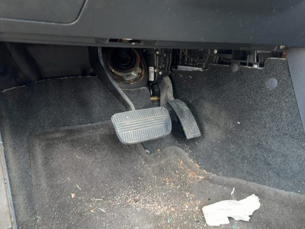 2003-2006 Nissan Altima Gas Pedal Assembly Oem Accelerator — photo 1