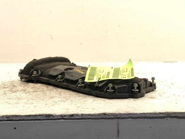 2007-2014 GMC Acadia Passenger Right Valve Cover OEM 3.6L 12599429 — photo 5