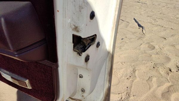 87-89 Buick Century Passenger Right Front Door Latch With Rods/Cables Oem — photo 4