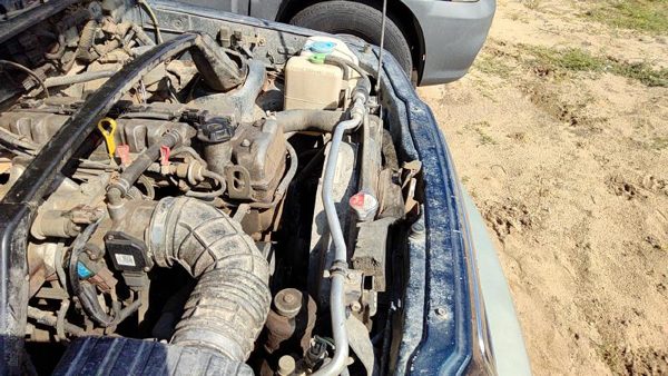 1996-1998 Suzuki Sidekick Radiator Cooling Fan Shroud Oem Plastic Housing 1.8L — photo 3