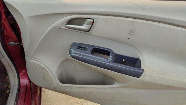 2010 Honda Insight Passenger Right Front Door Trim Panel With Switches Tan — photo 6