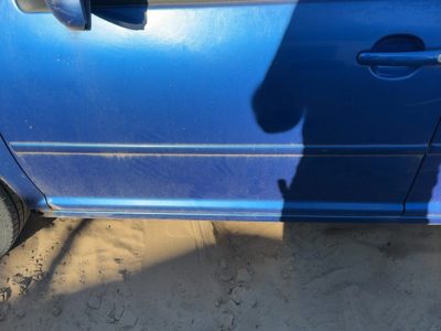 1999-2005 Vw Jetta Driver Left Front Moulding From Door Oem Without Chrome Blue