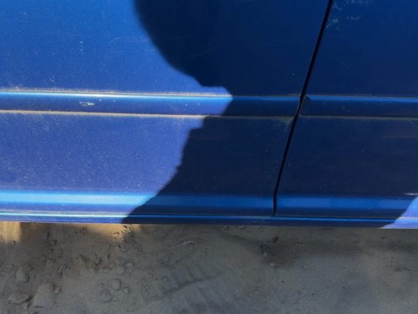 1999-2005 Vw Jetta Driver Left Front Moulding From Door Oem Without Chrome Blue — photo 2