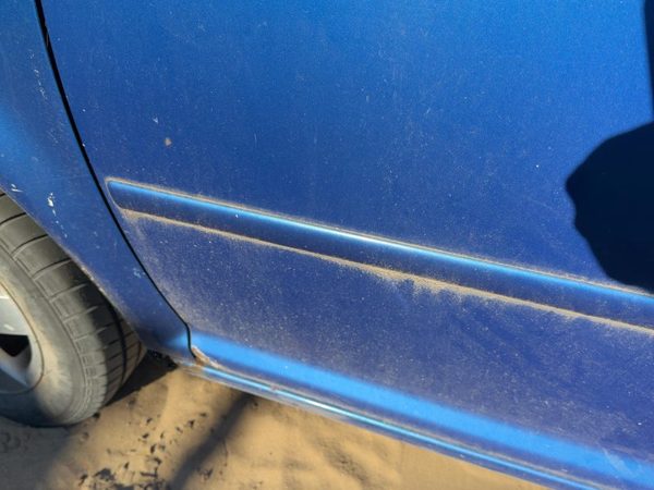1999-2005 Vw Jetta Driver Left Front Moulding From Door Oem Without Chrome Blue — photo 6