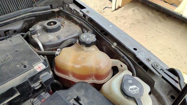 2006-2009 Chevy Equinox Coolant Reservoir Radiator Overflow Tank Bottle Oem — photo 2