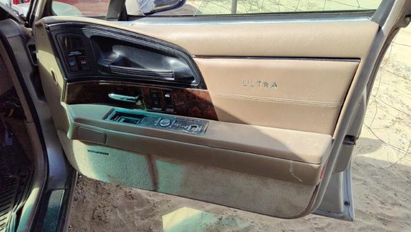 92 Buick Park Ave Ultra Passenger Right Front Door Trim Panel With Switches Tan — photo 2