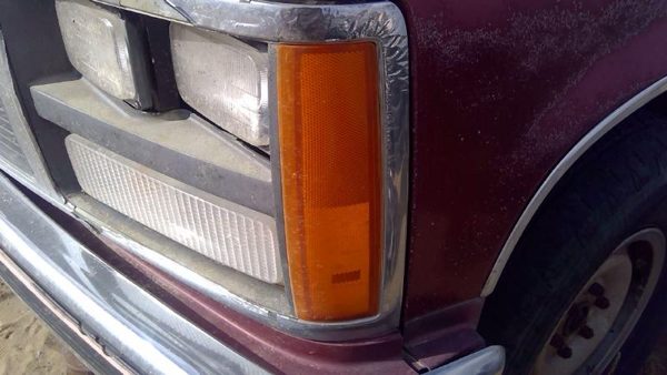 1988 Gmc Sierra 2500 Driver Left Front Turn Signal Light Lamp Oem Side 05975200 — photo 4