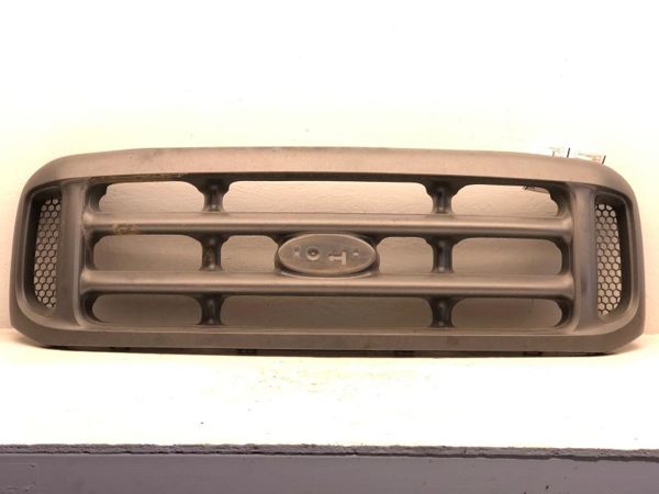 1999 Ford F250 Grille Painted Surround With Painted Bars — photo 1
