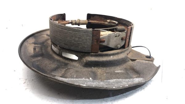 2017 Gmc Sierra 2500 Passenger Right Rear Caliper Bracket Loaded Brake Plate — photo 9