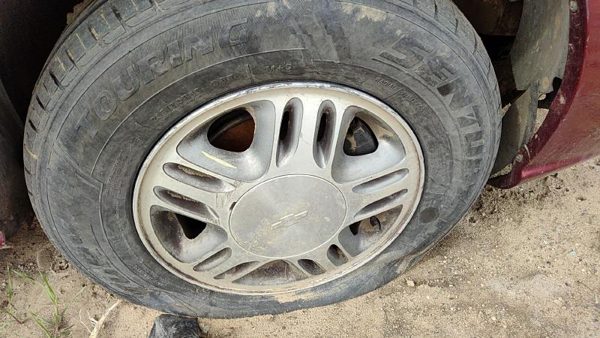 2002 1 Chevy Venture 15 Aluminum Wheel OEM Factory Rim PH3 #1 09592264 — photo 3