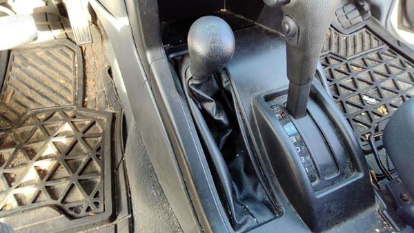 2004 Nissan Xterra 4X4 Shifter Lever Assembly With Linkage 4Wd T Case Shift Unit — photo 2
