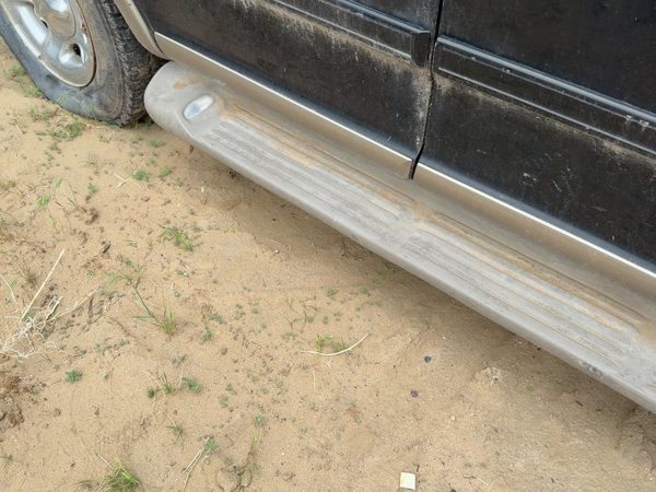 2000-2002 Ford Expedition Passenger Right Running Board Side Step Oem 4X4 Black — photo 5