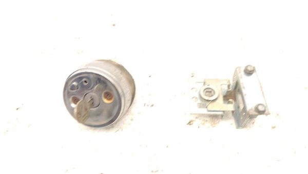 84-91 Jeep Grand Wagonner Backglass Power Window Switch Rear Oem — photo 2