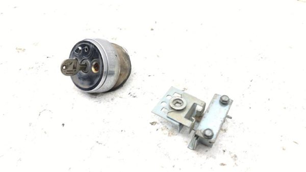 84-91 Jeep Grand Wagonner Backglass Power Window Switch Rear Oem — photo 1