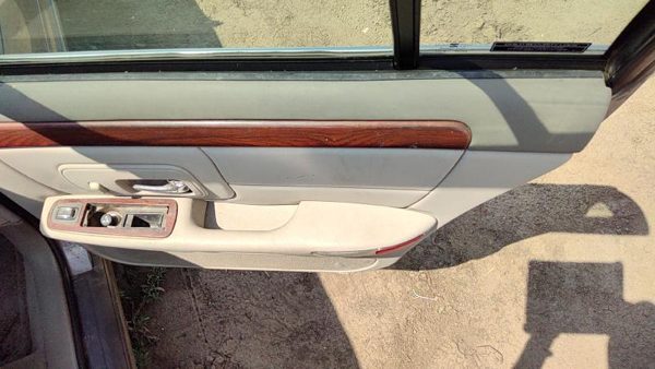 1999 Deville Passenger Right Rear Door Trim Panel With Switches Back 152 Neutral — photo 2