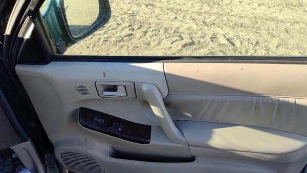 00 Honda Passport Passenger Right Front Door Trim Panel With Switches Bge Beige — photo 3