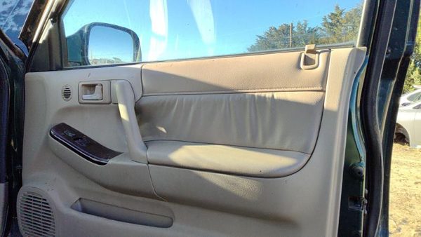 00 Honda Passport Passenger Right Front Door Trim Panel With Switches Bge Beige — photo 4