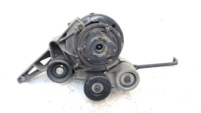 94-95 Chevy Silverado 1500 Ac Compressor With Mount Bracket Oem 4.3L 01134343