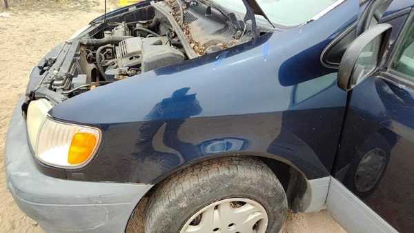 1998-2003 Toyota Sienna Driver Left Front Fender Oem Blue 8Q0 5380208902 — photo 1