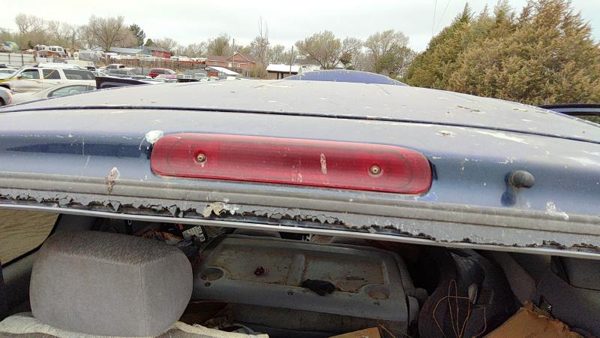 98-03 Toyota Sienna Third Brake Light Middle Lamp Oem — photo 1