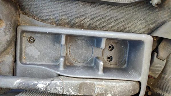 95-20 Isuzu Npr Floor Console Assembly Oem Gray — photo 4
