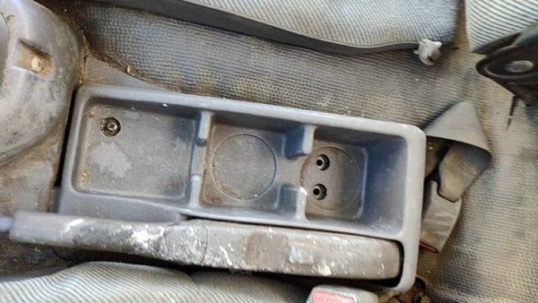 95-20 Isuzu Npr Floor Console Assembly Oem Gray — photo 2