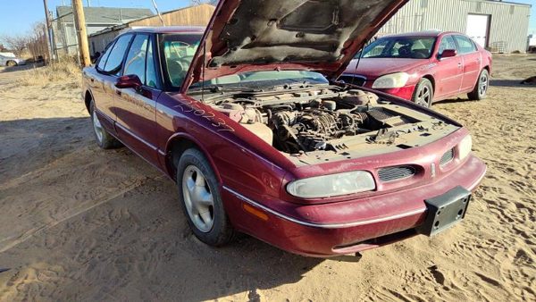 1996 Olds Eighty-eight 88 Condenser 3.8L — photo 7