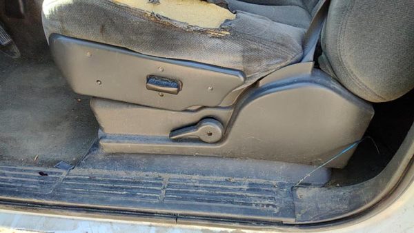 2005 Sierra 1500 Hd Driver Left Side Seat Trim Panel Oem Pewter 69D — photo 2