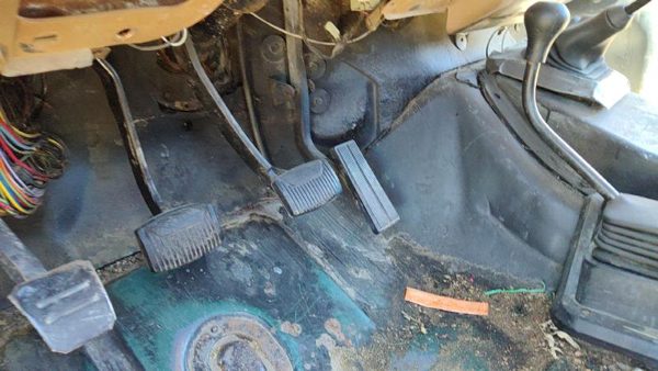 1988 Ford F150 Complete Clutch And Brake Pedal Assembly OEM — photo 2