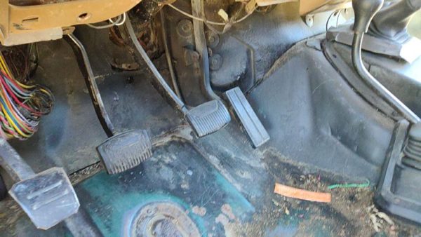 1988 Ford F150 Complete Clutch And Brake Pedal Assembly OEM — photo 3