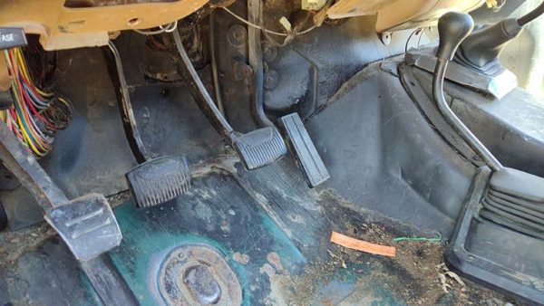 1988 Ford F150 Complete Clutch And Brake Pedal Assembly OEM — photo 1