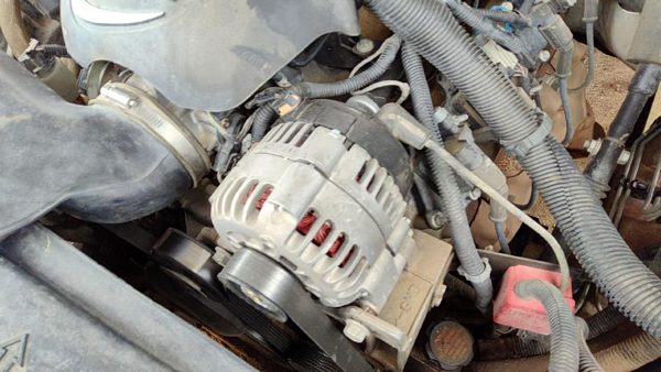 2000-2002 Chevy Silverado 2500 Alternator 6.0L 19151893 — photo 2