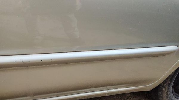 00-01 Nissan Maxima Driver Left Rear Moulding From Door Oem Back Trim Strip Gold — photo 4