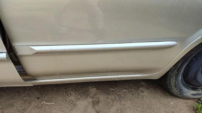 00-01 Nissan Maxima Driver Left Rear Moulding From Door Oem Back Trim Strip Gold