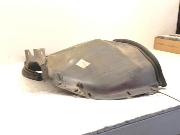 1986 Corvette C4 Side Front Lower Rear Wheelhouse Panel W/ Top Seal Oem 14049092 — photo 4