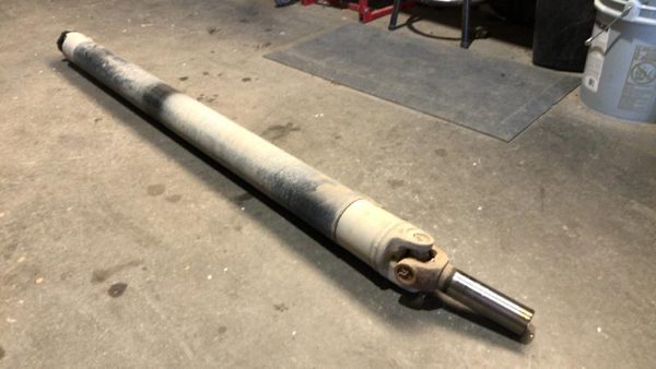 1996-00 Silverado 2500 Rear Drive Shaft Oem Back Driveline 7.4L At 4X4 15004112 — photo 6