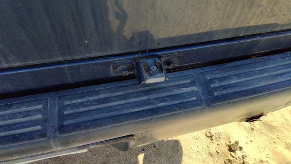 94-95 Nissan Pathfinder Rear Corner Mounted Spare Tire Carrier Oem Back — photo 9
