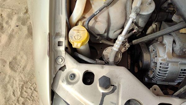 98-00 Dodge Stratus Windshield Washer Fluid Reservoir With Pump Oem Wiper Tank — photo 2