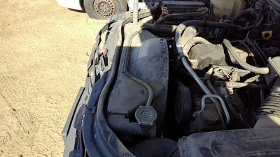 1999-2004 Jeep Grand Cherokee Radiator Cooling Fan Shroud Plastic Housing 4.0L