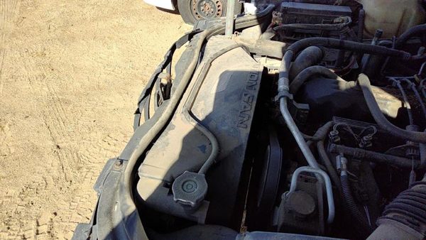 1999-2004 Jeep Grand Cherokee Radiator Cooling Fan Shroud Plastic Housing 4.0L — photo 3