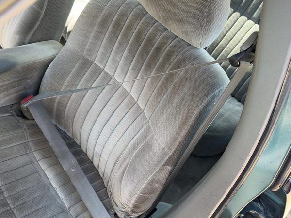 1999 Chevy Lumina Driver Left Front Seat Belt Retractor Oem Shoulder Shale 92B — photo 1