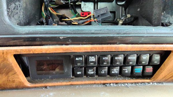 91-94 Buick Park Ave Temperature Control Module In Dash Heater Ac Head Unit Oem — photo 1
