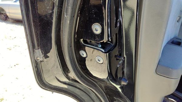 2007-2010 Nissan Sentra Driver Left Rear Door Latch With Rods/Cables Oem Back — photo 3