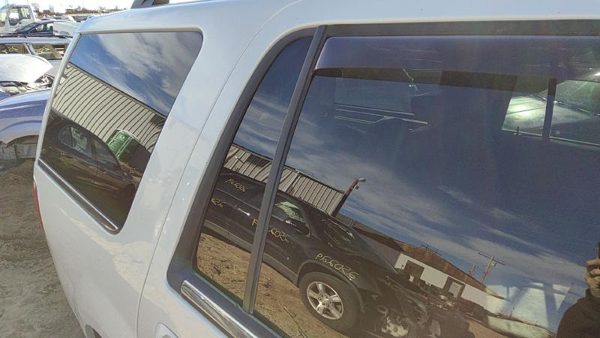 03-17 Navigator Passenger Right Rear Vent Window Back Door Glass With Frame — photo 3