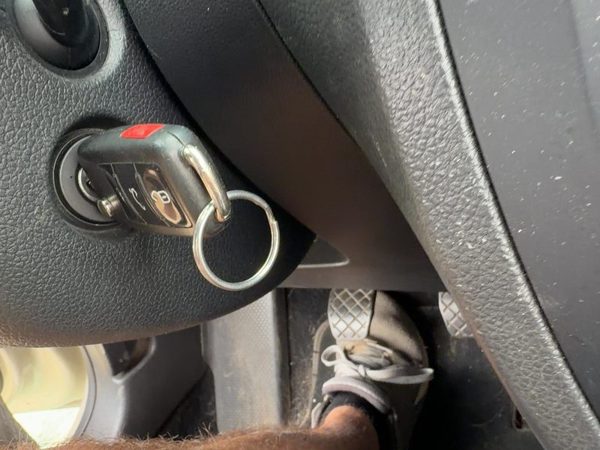 2005-2014 Vw Jetta Ignition Switch Assembly With Key Complete Electrical Oem — photo 2
