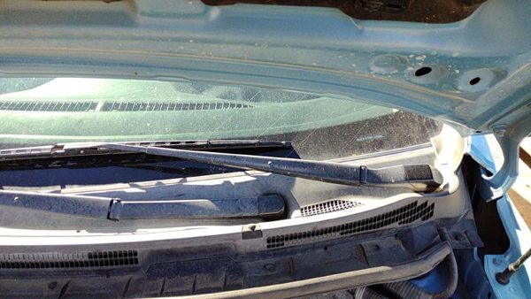 2014-2016 Nissan Versa Note Driver Left Windshield Wiper Arm Oem Blade Lever — photo 2