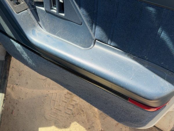 92-95 Olds Eighty Eight Passenger Right Front Door Trim Panel With Switches Blue — photo 8