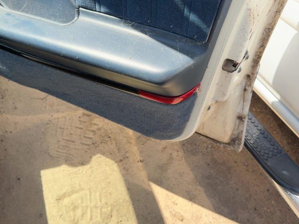 92-95 Olds Eighty Eight Passenger Right Front Door Trim Panel With Switches Blue — photo 10